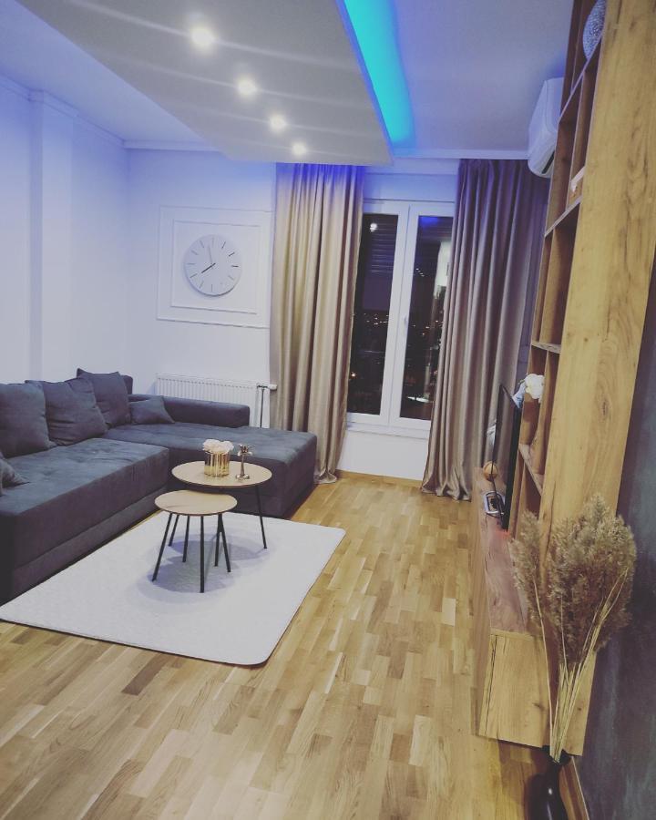 Apartman Milla Lux ノヴィ・サド エクステリア 写真